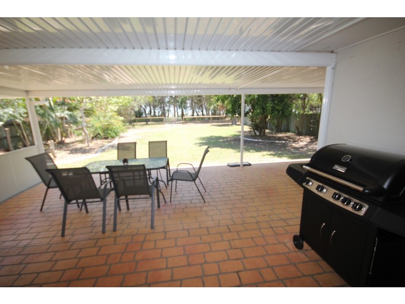 164 Kingfisher Parade, Toogoom QLD 4655