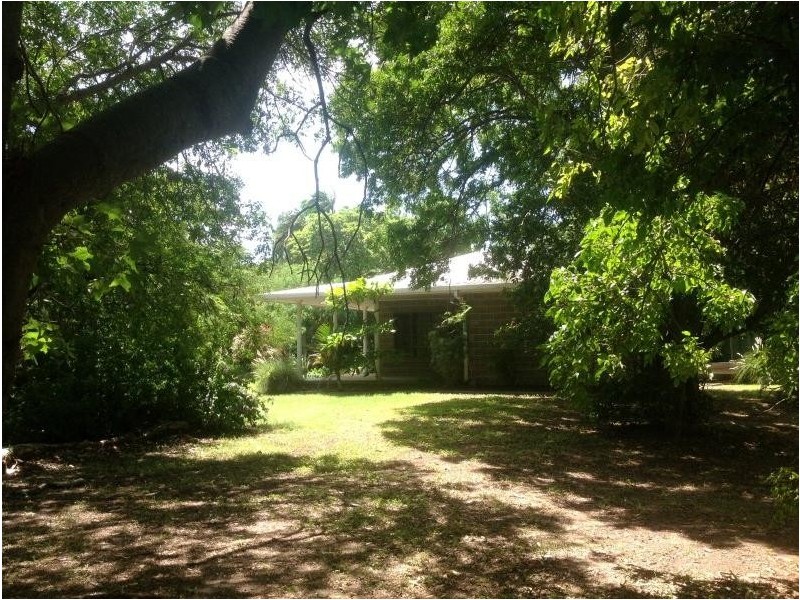41 Hillview Road, Bowen QLD 4805