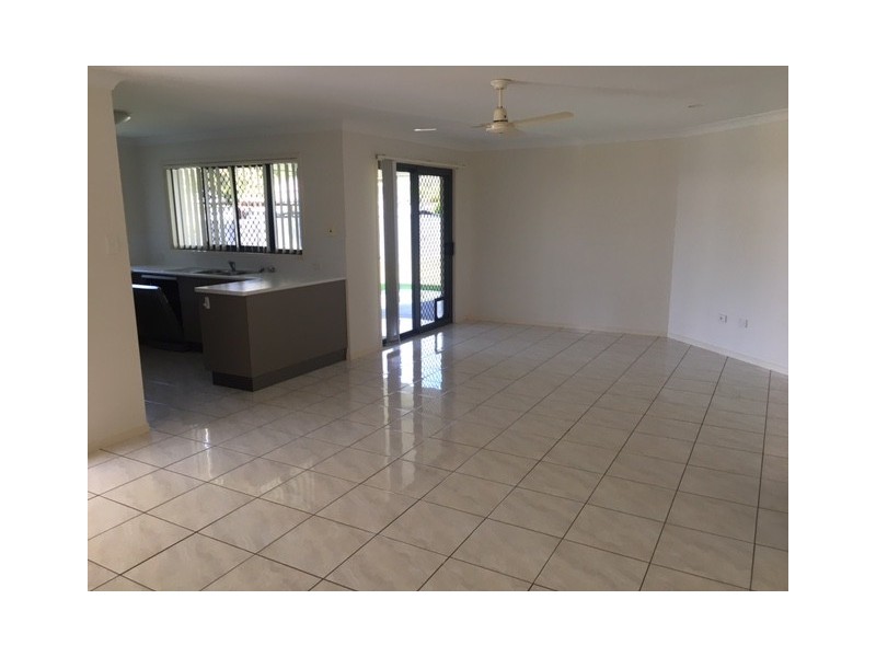 22A Desmond Drive, Toogoom QLD 4655