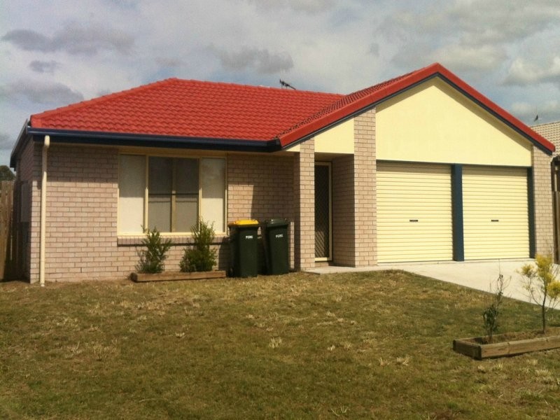 8 Sunny Way, Toogoom QLD 4655