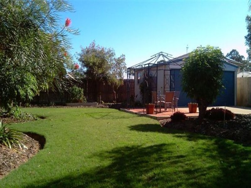 18 Desmond Drive, Toogoom QLD 4655