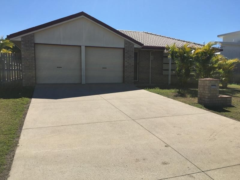 6 Helm Street, Toogoom QLD 4655