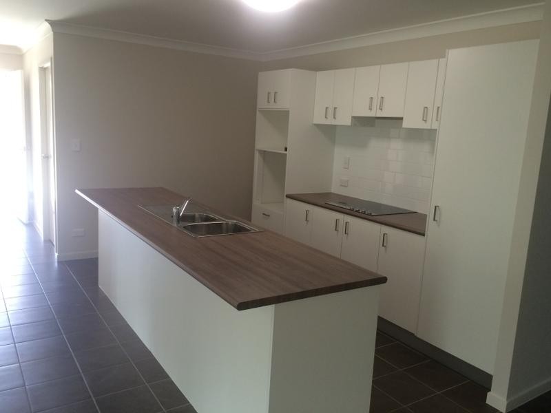 42 Seashore Way, Toogoom QLD 4655