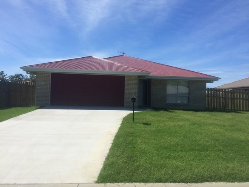 11 Seashore Way, Toogoom QLD 4655
