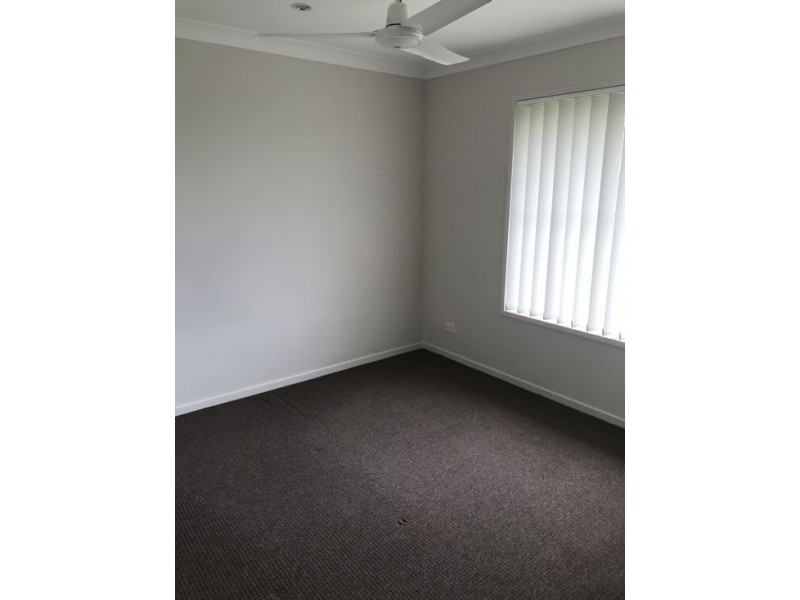 11 Seashore Way, Toogoom QLD 4655