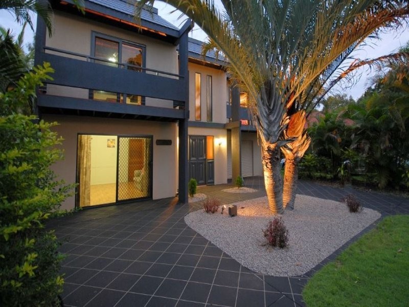 18 Ries Road, Toogoom QLD 4655