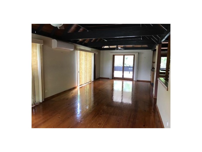 18 Ries Road, Toogoom QLD 4655