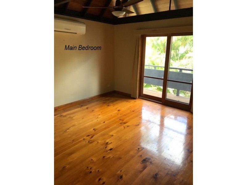 18 Ries Road, Toogoom QLD 4655