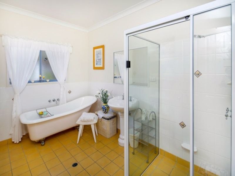 2 Loats Court, Craignish QLD 4655