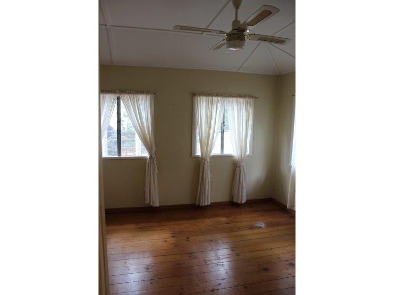 3 Kingfisher Parade, Toogoom QLD 4655