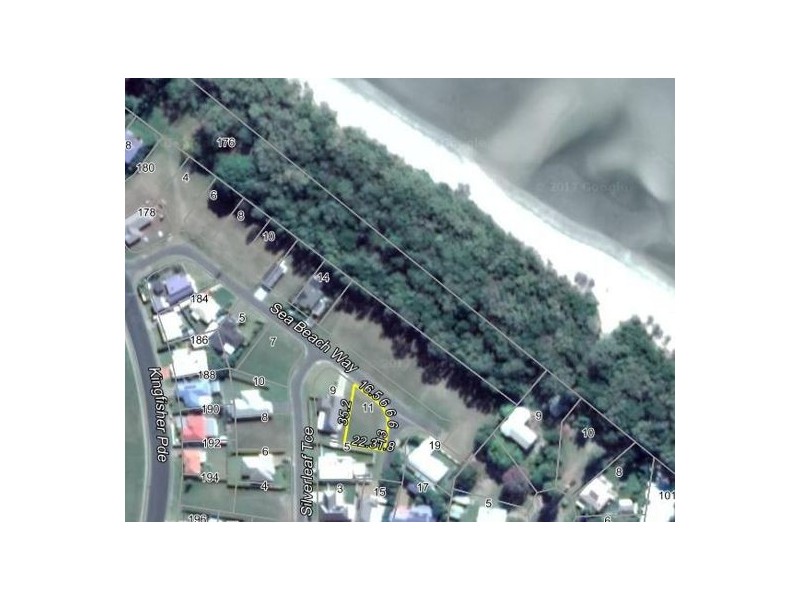 11 Sea Beach Way, Toogoom QLD 4655