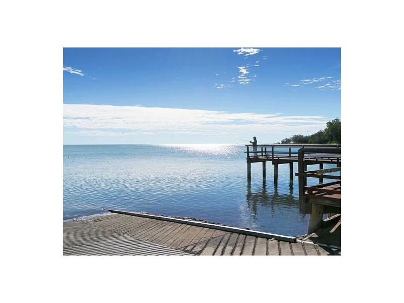 11 Sea Beach Way, Toogoom QLD 4655