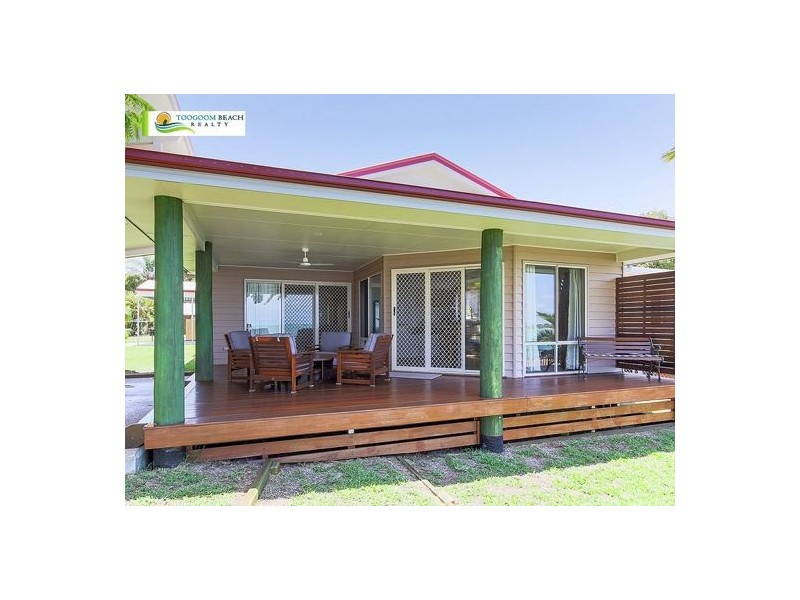 9 Esplanade, Toogoom QLD 4655