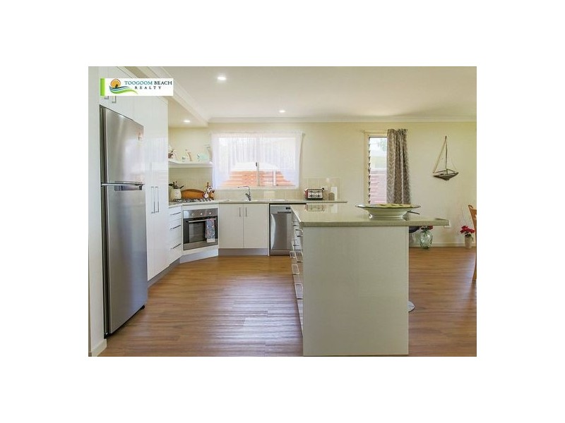 9 Esplanade, Toogoom QLD 4655