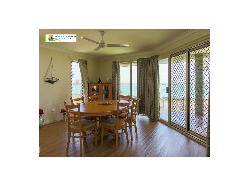 9 Esplanade, Toogoom QLD 4655