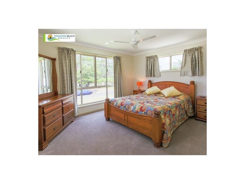9 Esplanade, Toogoom QLD 4655