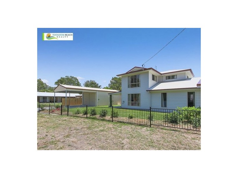 9 Esplanade, Toogoom QLD 4655