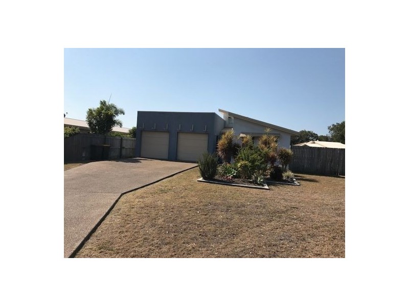 12 Oyster Court, Toogoom QLD 4655