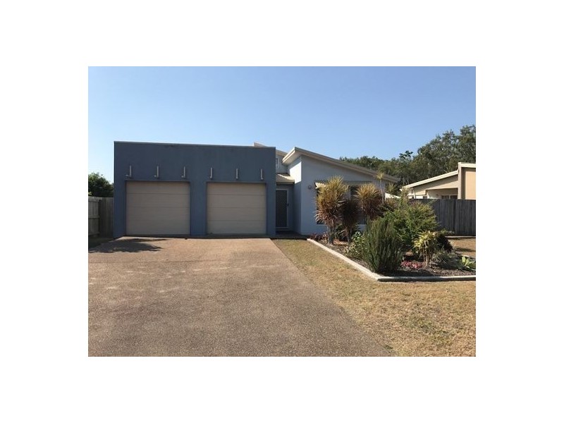 12 Oyster Court, Toogoom QLD 4655