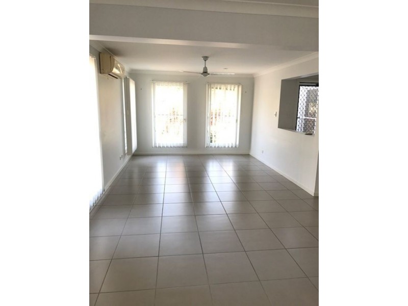 12 Oyster Court, Toogoom QLD 4655