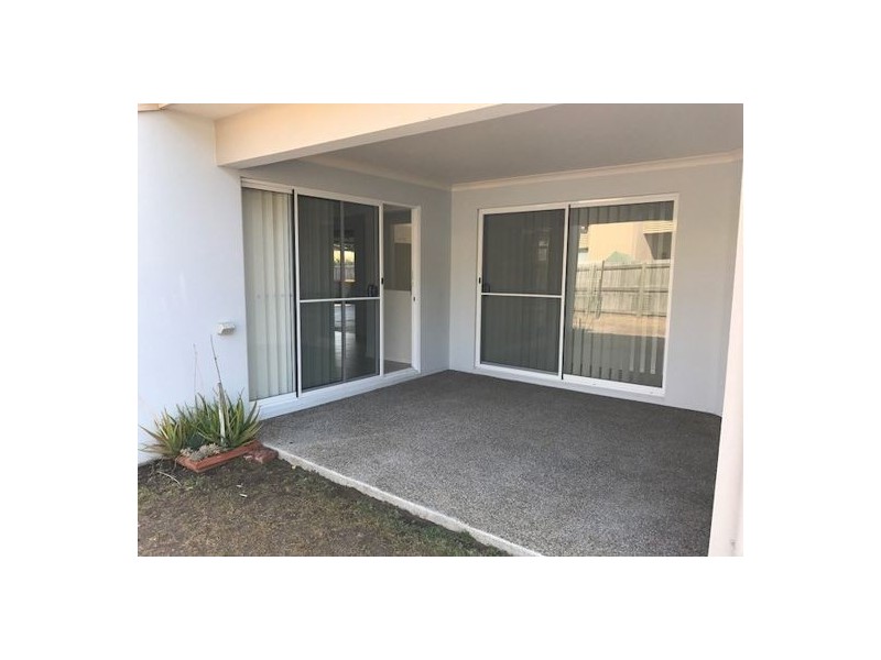 12 Oyster Court, Toogoom QLD 4655