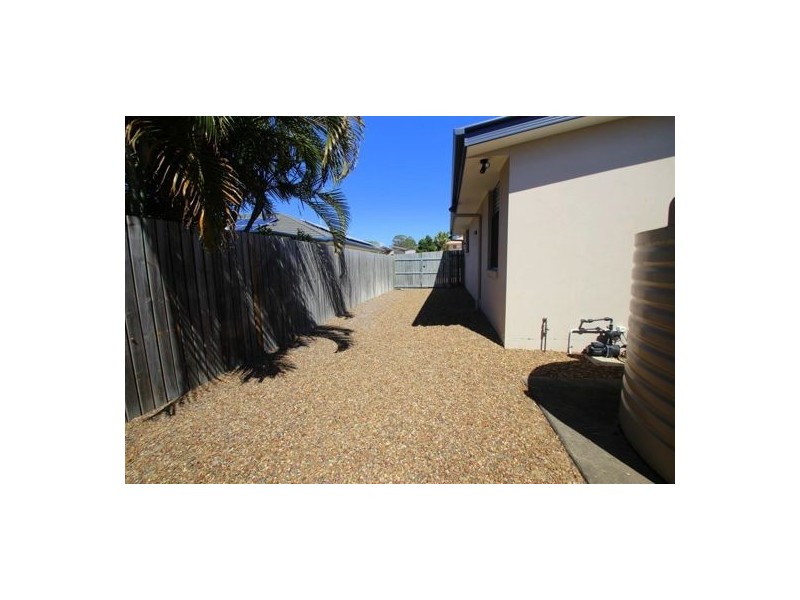 5 Seaside Circuit, Toogoom QLD 4655