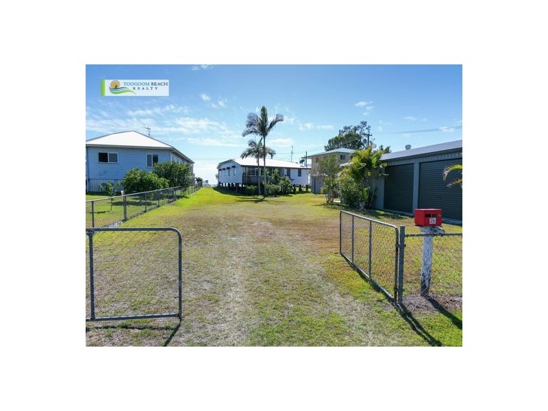 26 Moreton Street, Toogoom QLD 4655