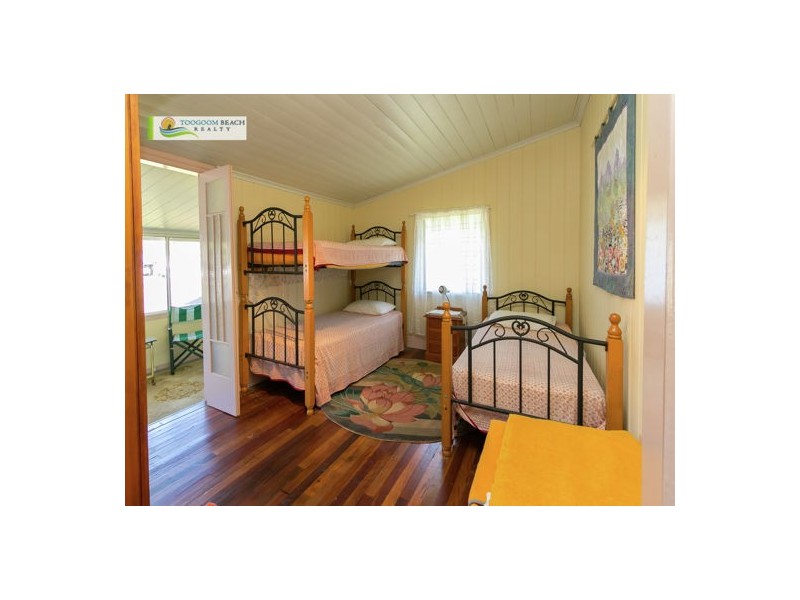 26 Moreton Street, Toogoom QLD 4655