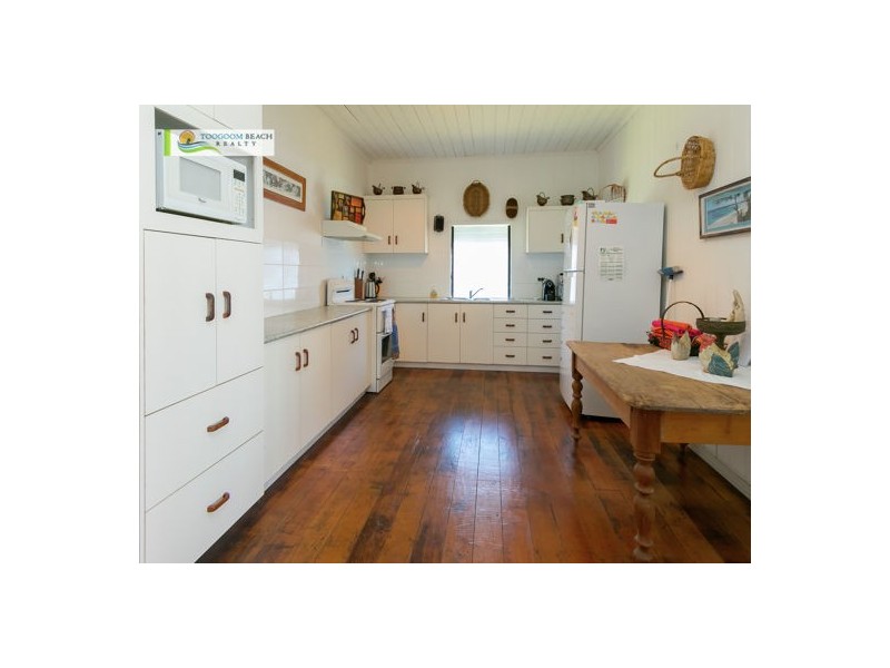 26 Moreton Street, Toogoom QLD 4655