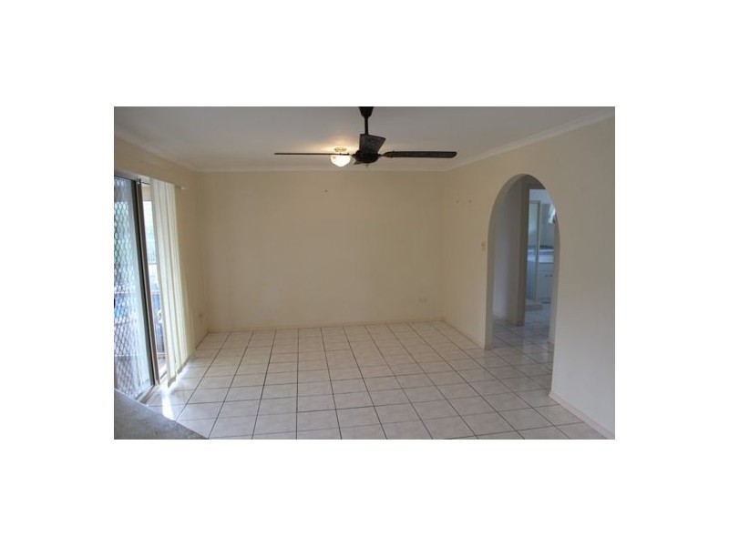 10 Trevalli Court, Toogoom QLD 4655