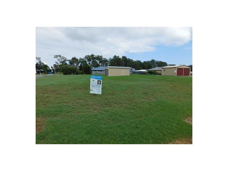 2 Castaway Court, Toogoom QLD 4655