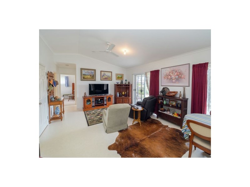 18 Tree View Road, Toogoom QLD 4655