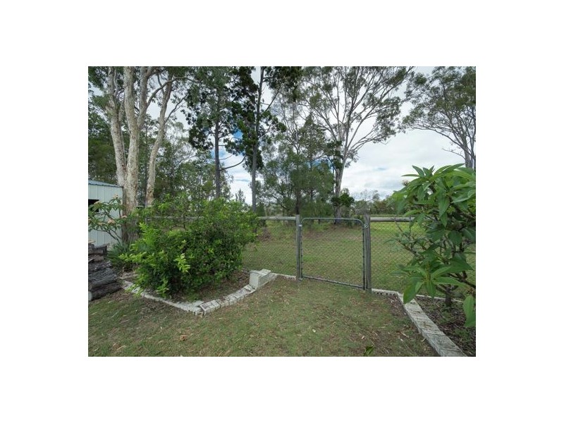 18 Tree View Road, Toogoom QLD 4655