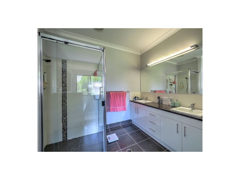 42 Tree View Road, Toogoom QLD 4655