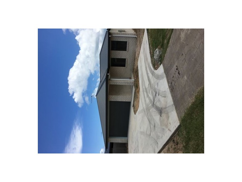 4 Twin Fin Court, Toogoom QLD 4655