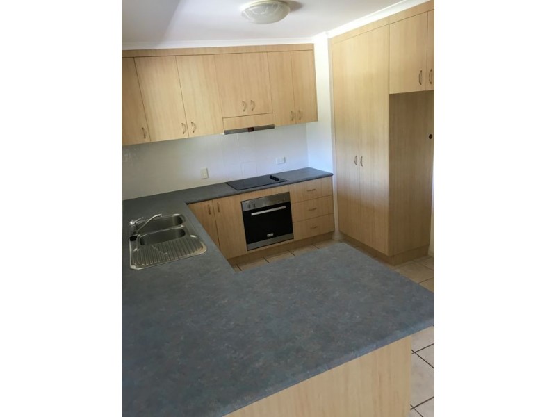 7 Trevalli Court, Toogoom QLD 4655