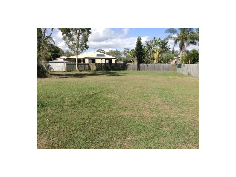 14 Desmond Drive, Toogoom QLD 4655