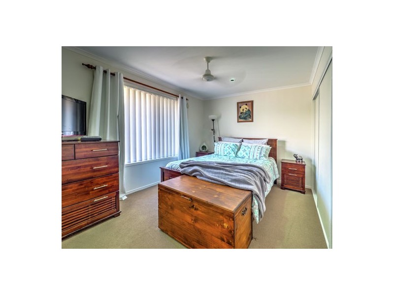 14 Seashore way, Toogoom QLD 4655