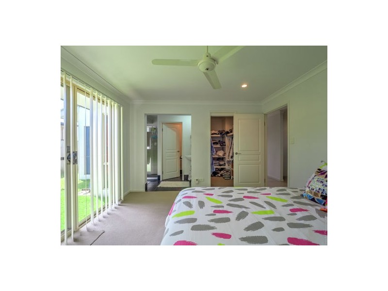 28 Northshore Avenue, Toogoom QLD 4655