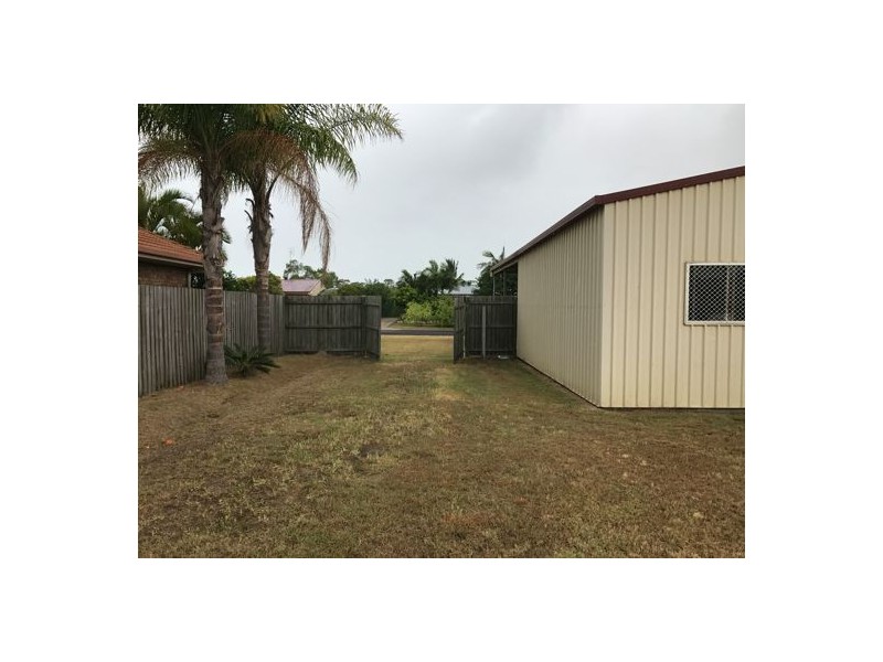 2 Merrilyn Court, Urangan QLD 4655