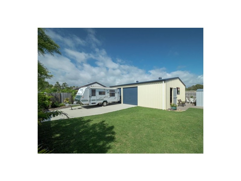 4 Sunny Way, Toogoom QLD 4655