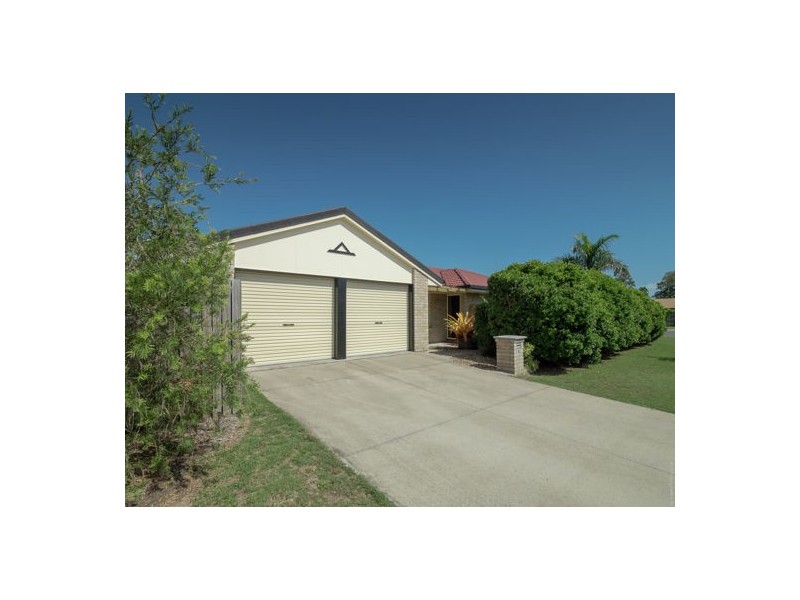 4 Sunny Way, Toogoom QLD 4655