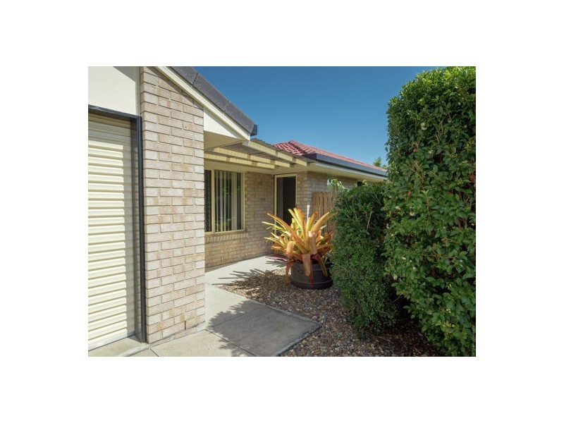4 Sunny Way, Toogoom QLD 4655