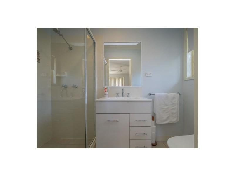 4 Sunny Way, Toogoom QLD 4655