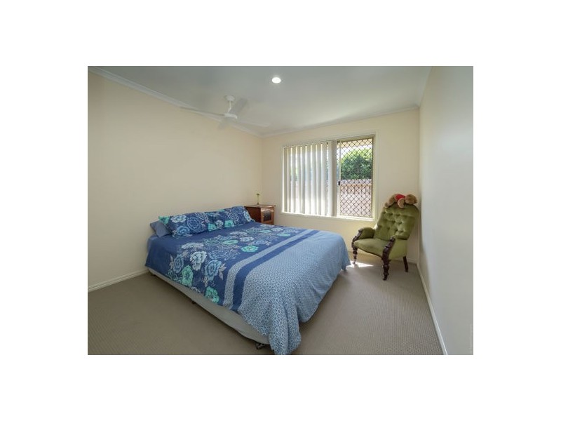 4 Sunny Way, Toogoom QLD 4655