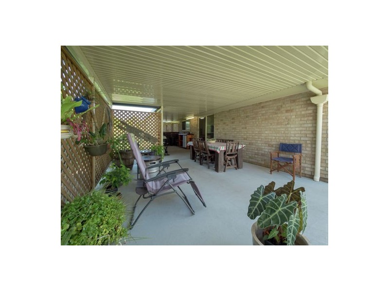 4 Sunny Way, Toogoom QLD 4655
