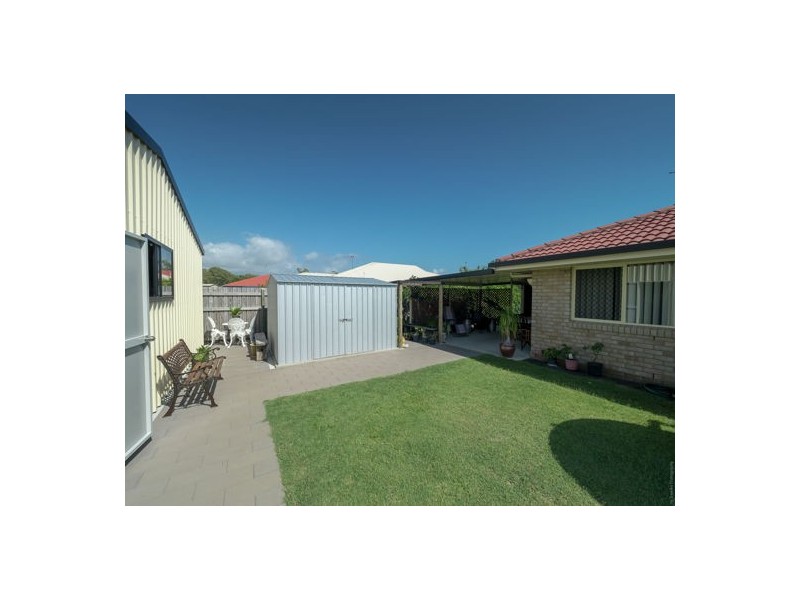 4 Sunny Way, Toogoom QLD 4655