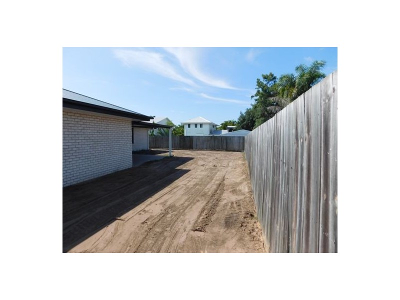 20 Fraser Waters Parade, Toogoom QLD 4655