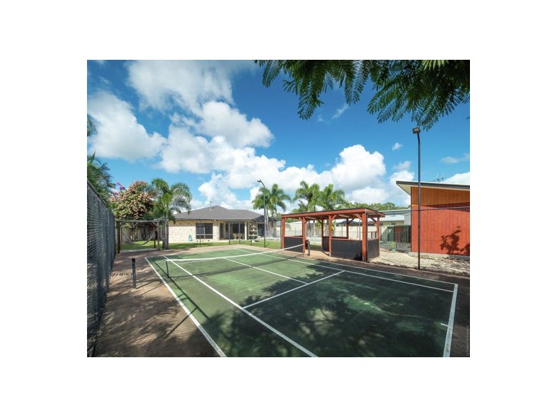 11 Castaway Court, Toogoom QLD 4655