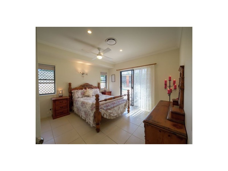 11 Castaway Court, Toogoom QLD 4655